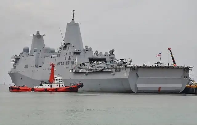 USS New Orleans en Manila el 24 de marzo de 2014