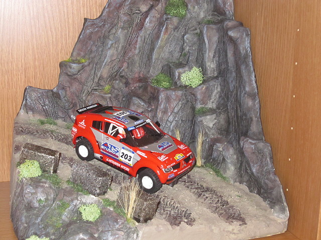 diorama (16) diorama (16)