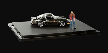 MagnusWalker Porsche w figurine 004