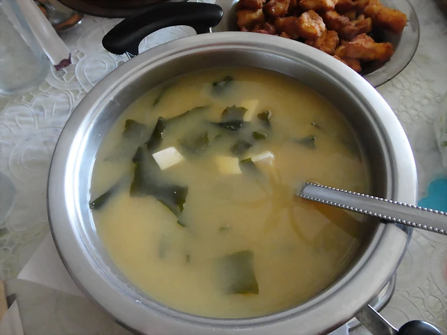 Sopa de miso con tofu y alga wakame.opt Sopa de miso con tofu y alga wakame.opt