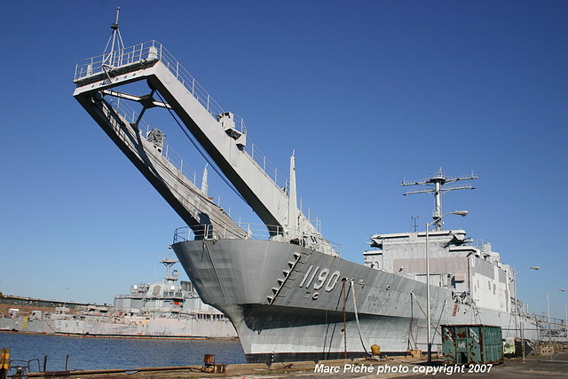 LST-1190 USS Boulder, foto 05
