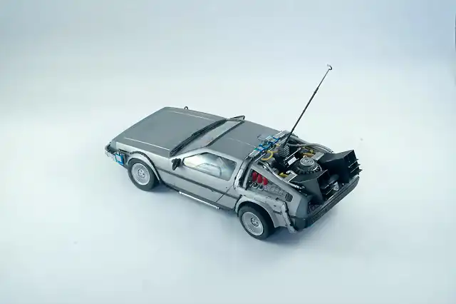 Delorean-37