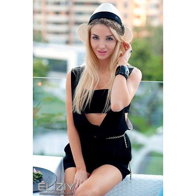 liliyafleurdelis_2015-06-26_14-51-38 liliyafleurdelis_2015-06-26_14-51-38