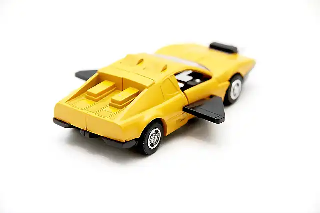 yellow-overdrive---CAR-2-ret-web