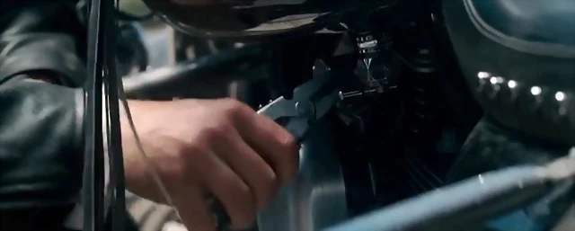 L) Travolta 2 JPGE L) Travolta 2 JPGE