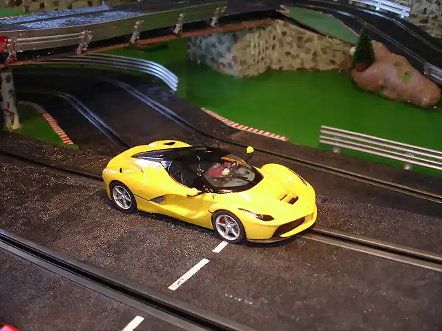 LA FERRARI