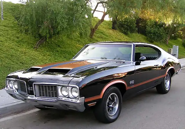 Oldsmobile 442