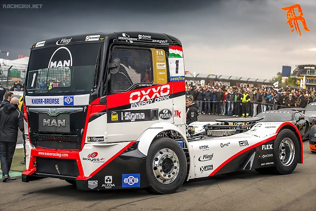 MAN - 09 MAN - 09