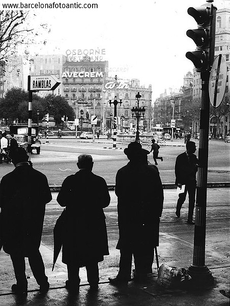 Barcelona pl. Catalunya 1964 (2)