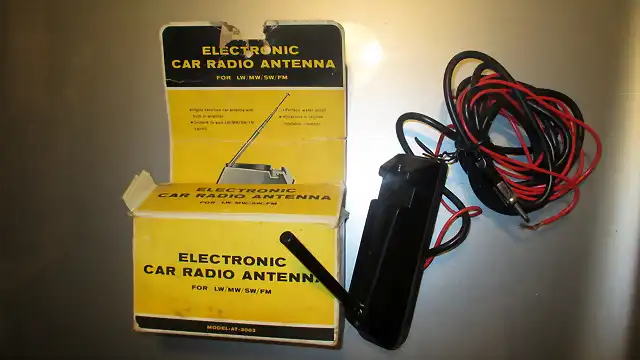 Antena electronica coche (1)