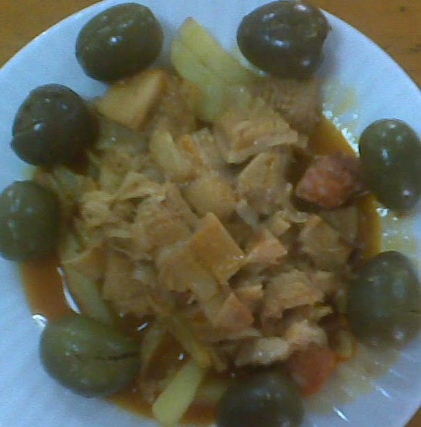 Callos con aceitunas