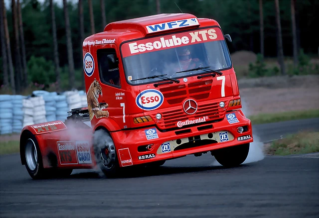 Mercedes - 00 Mercedes - 00