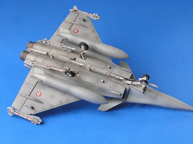 rafale italeri (7)