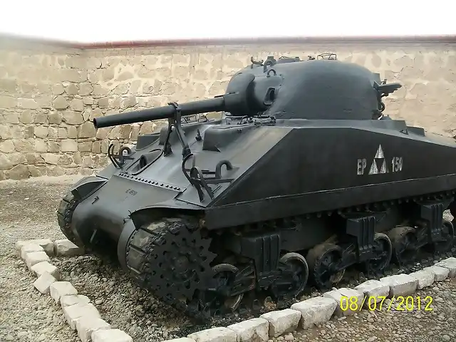 Sherman_tank_preserved_at_Real_Felipe,_Callao,_Peru,_EP_150