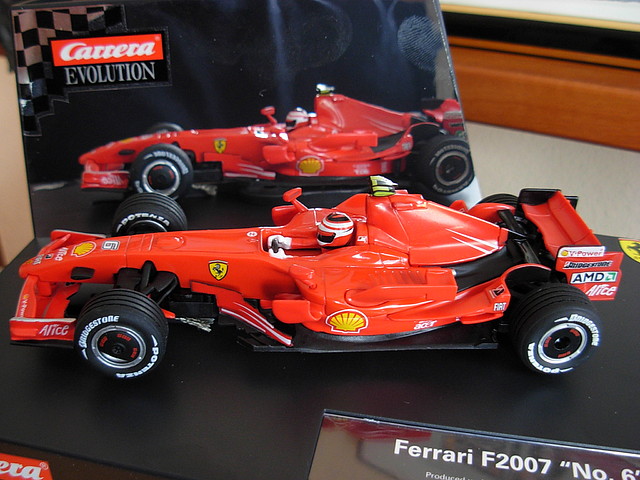 51 FERRARI F2007