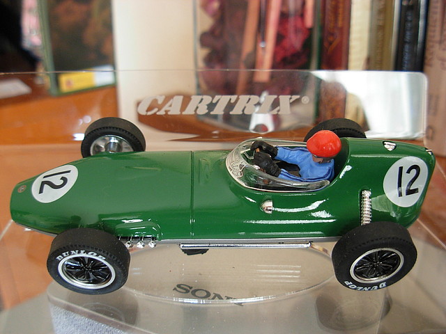 01 LOTUS CLIMAX 16