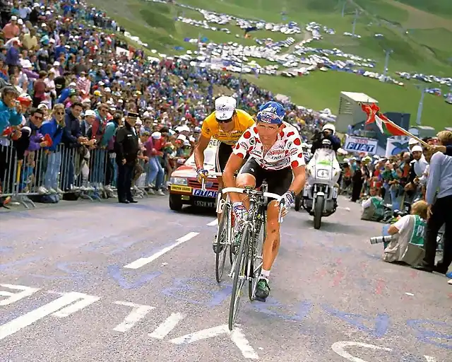 1993_Tour_Rominger_seguido_de_Indurain_en_Pla