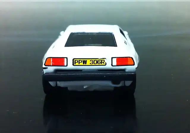 Lotus Esprit S1_James Bond The Spy who Loved me_2015_3