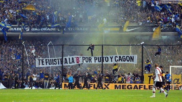 n_boca_juniors_cargadas_a_river_2013-6153839