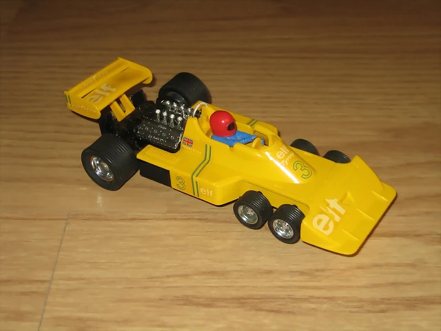 Tyrrell P34 amarillo (2) Tyrrell P34 amarillo (2)