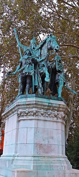 Estatua de Carlomagno