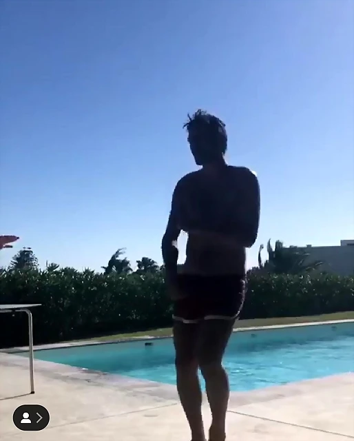 Video Hugo IG 12-6-2019 (6) Video Hugo IG 12-6-2019 (6)