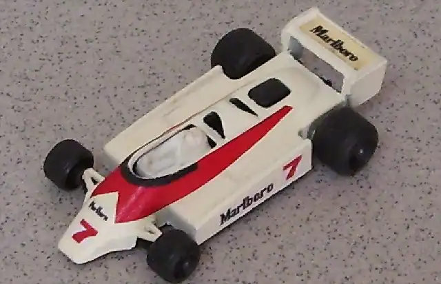 mclaren-07-02