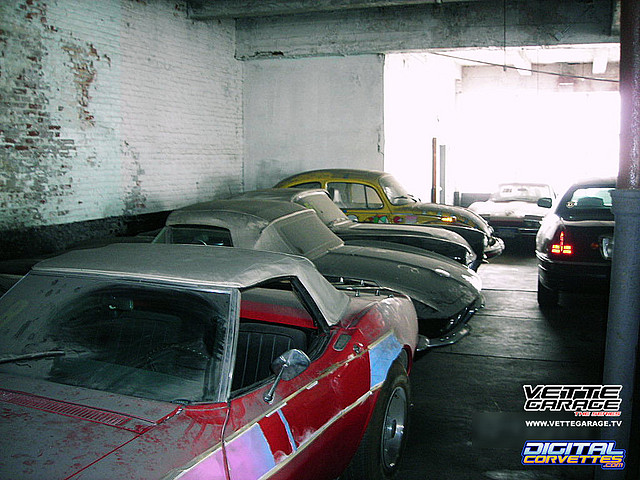 peter-max-corvettes-location-5