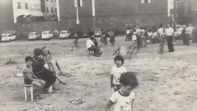 Barcelona Pl. de la Zona Verda de la Prosperitat 1976 Barcelona Pl. de la Zona Verda de la Prosperitat 1976