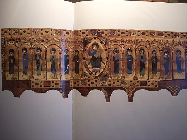 frontal del altar-retablo de Sto. Domingo de Silos 1150-1160, taller de silos, procede de la abad?a estando en el museo de Burgos frontal del altar-retablo de Sto. Domingo de Silos 1150-1160, taller de silos, procede de la abad?a estando en el museo de Burgos