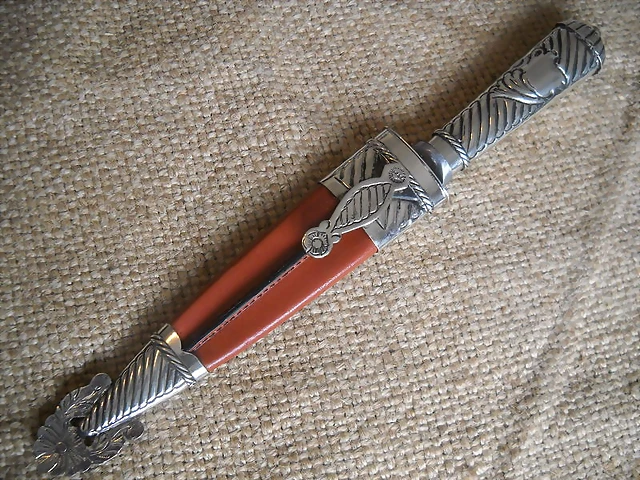 6 6