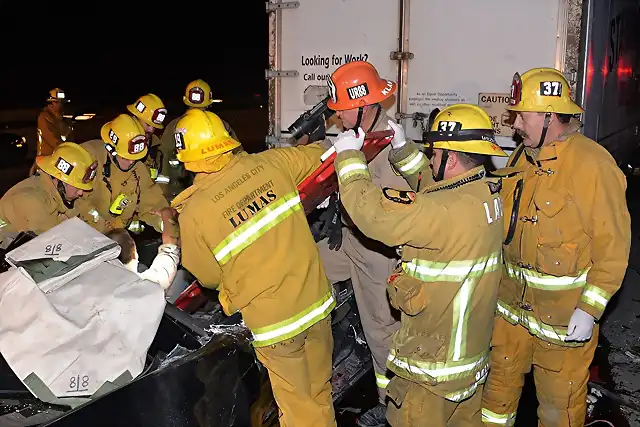 Corvette-Accident-Z06-1[2]