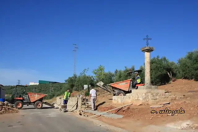 02, obras en la Cruz 2, marca