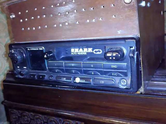 autoradio SHARK 45 (Copiar)