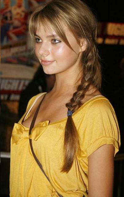 indiana-evans-01