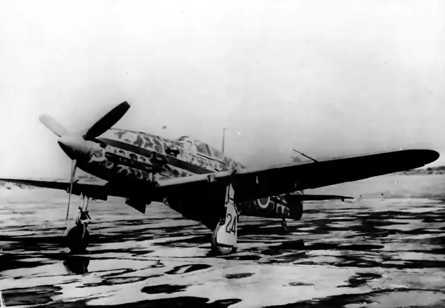 Ki-61-I-Tei_244th_Sentai_Maj_Teruhiko_Kobayashi_February_1945