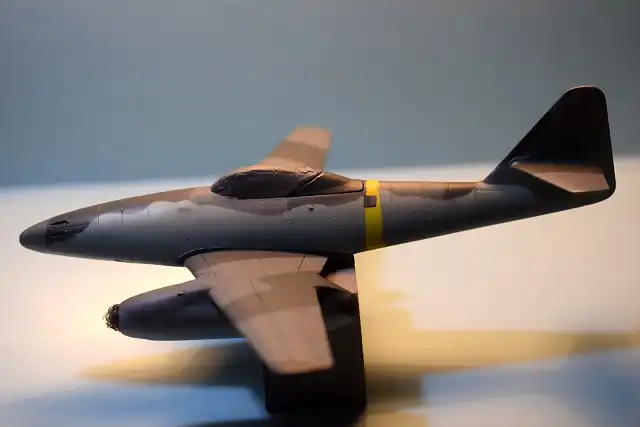 Me 262 001