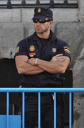 normal_policia-hombre-sexy normal_policia-hombre-sexy