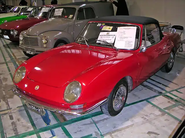 Fiat 850 Spider_Source of Miura Headlights and Door Buttons