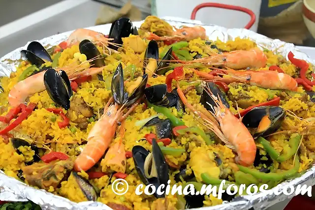 Paella cubana