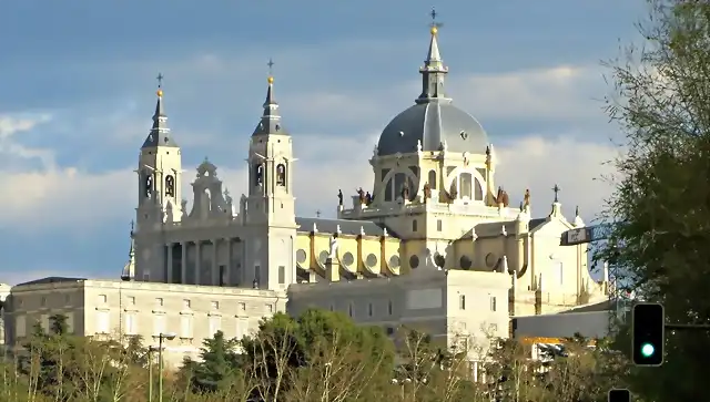 Almudena_Catedral_madrid