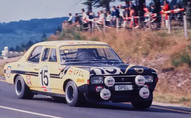 Opel Commodore - Spa'71 - Steinmetz - Willy Braillard & Paul Verbeek - 01