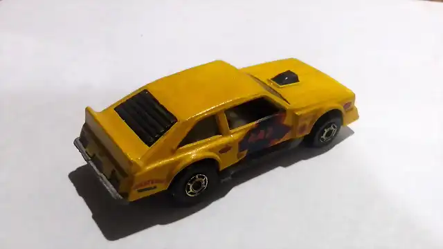 Flat Out 442 HOT WHEELS (4)