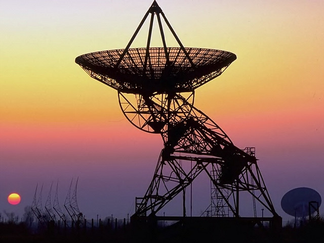 790049 - Radio astronomy dish