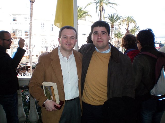 J. Valle y Carlos, un amigo