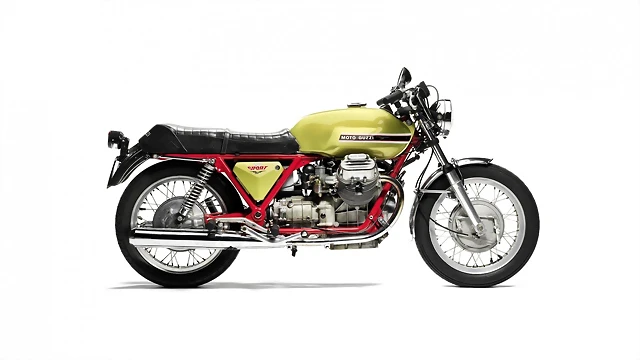 Moto-Guzzi-V7-Sport-1600x899