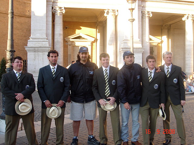 Con algunos brasileros.