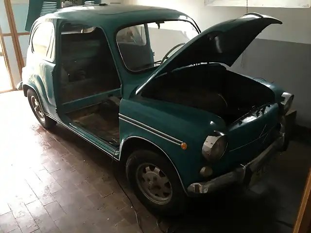 SEAT 600 (8)