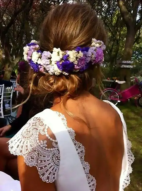 Peinados Faciles de Mujer para Moda de Primavera Verano con Flores