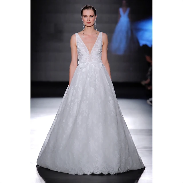 20 Peinados y Vestidos de Novia que te dejaran con la boca abierta (8) 20 Peinados y Vestidos de Novia que te dejaran con la boca abierta (8)